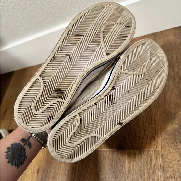 Nike White Slip-On Sneakers - Picture 5 of 6